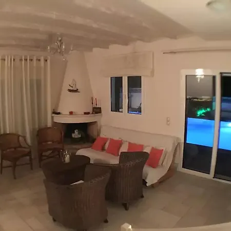 Villa Costa Hydra *
